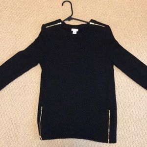 Wool sweater with zips